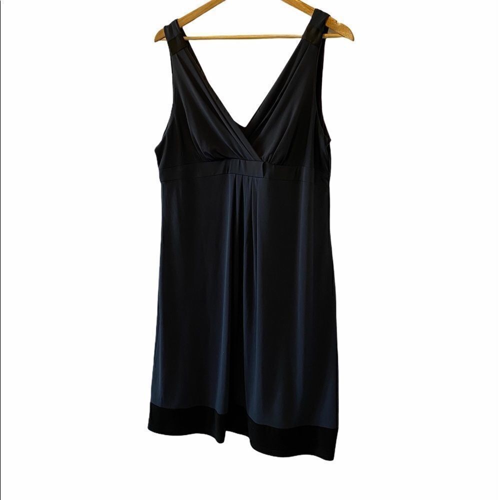 LORI M Navy V Neck Mid Length Pleated Front Dress